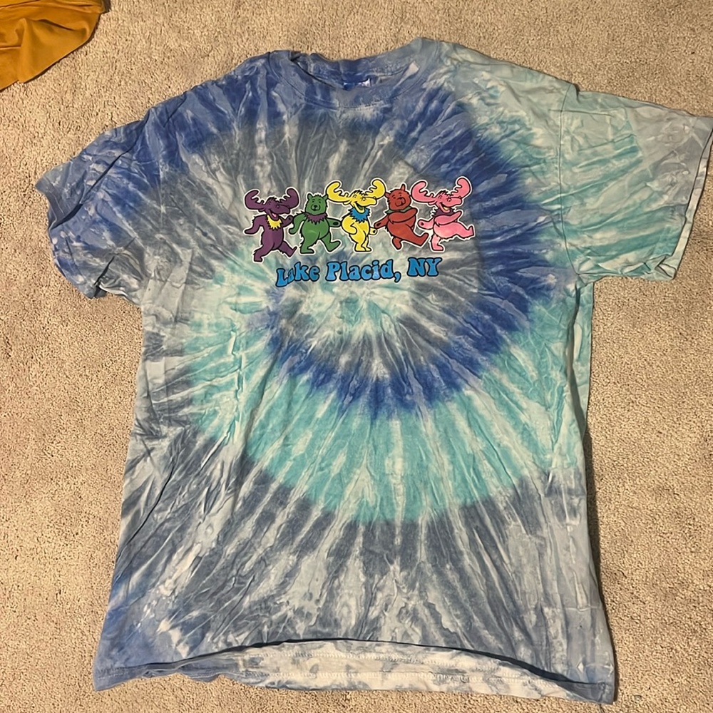size medium women’s color tone blue tie dye lake placid t shirt